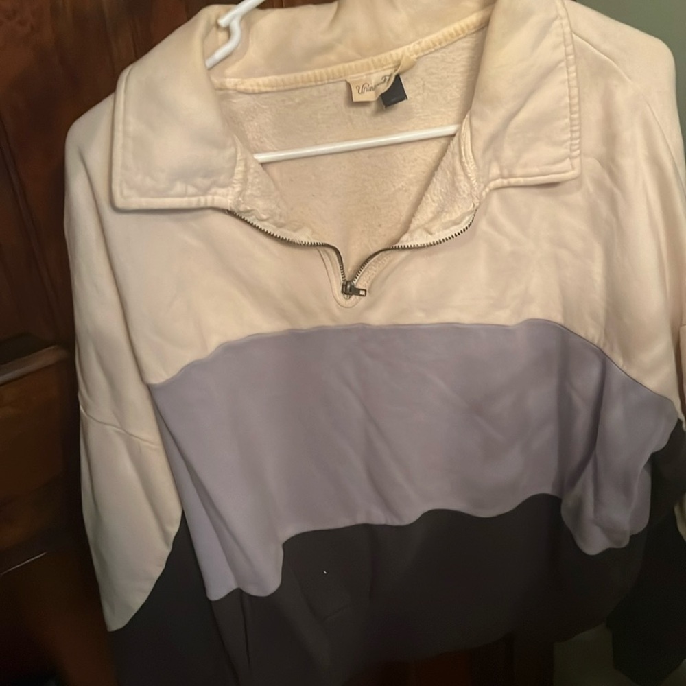 Target Universal Thread long sleeve sweater blue cream XL